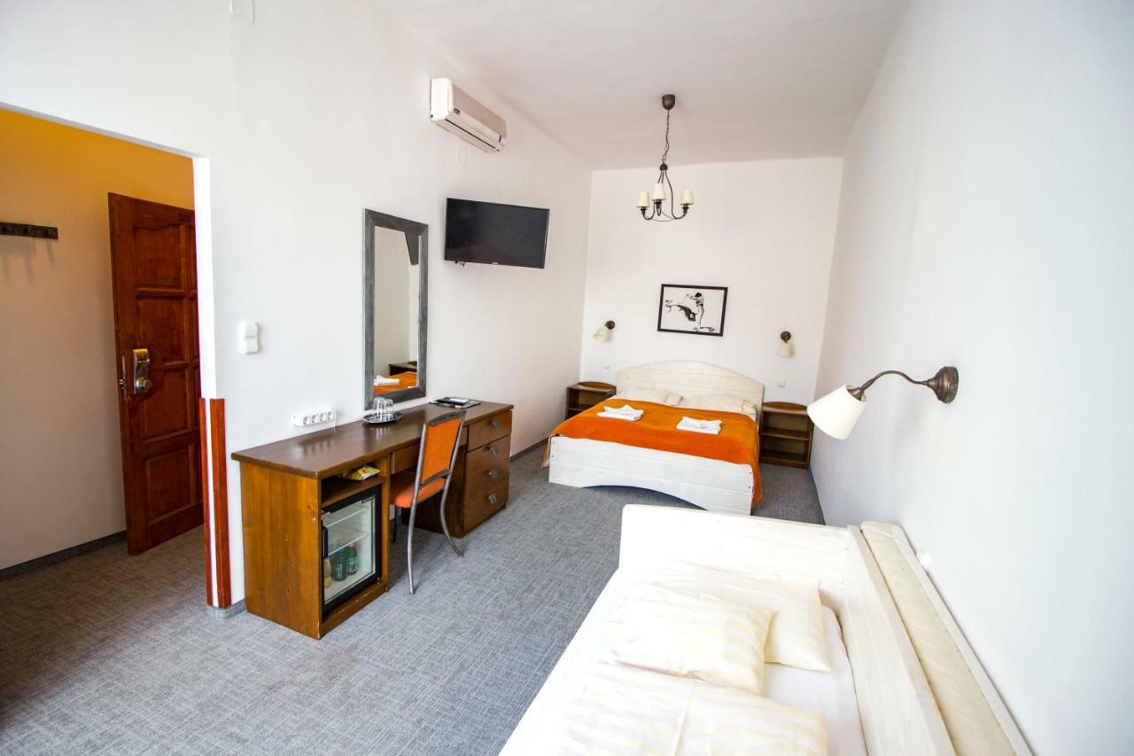 Renegade Hotel Siofok Exterior photo